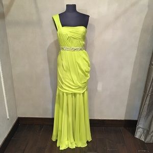 Marc Bouwers Size 4 Gown